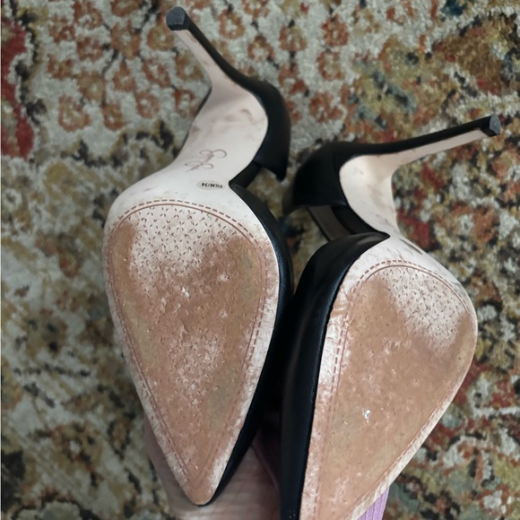 Jessica Simpson Black Classic Heels - Picture 4 of 6